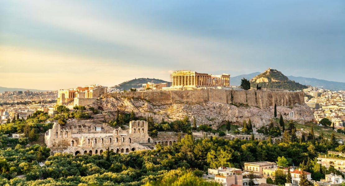 Utsikt over Akropolis-fjellet med Parthenon-templet i Athen, Hellas.