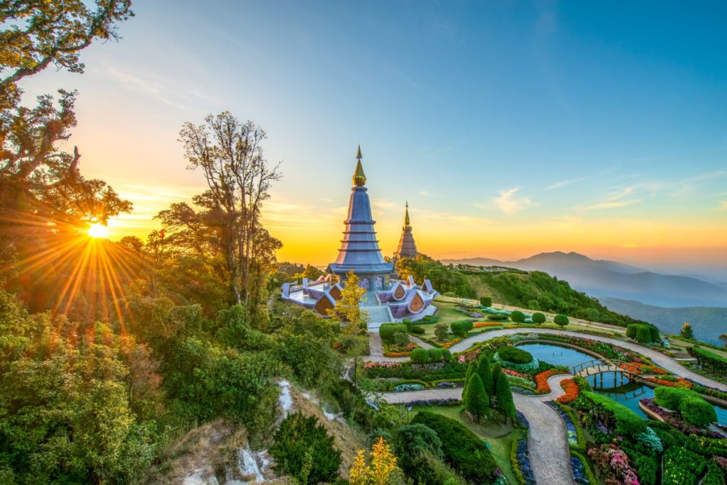 Pagode på Doi Inthanon, Thailands høyeste fjell.
