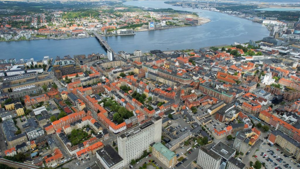 Den gamle delen av Aalborg by, Danmark.