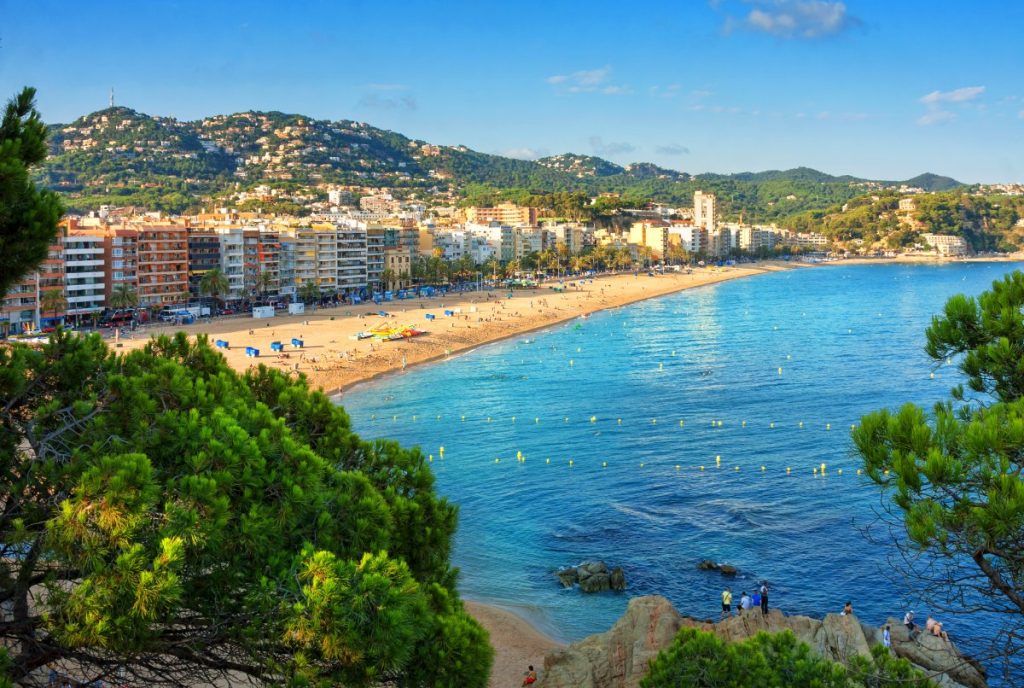 Strendene på Costa Brava i Lloret de Mar, Spania.